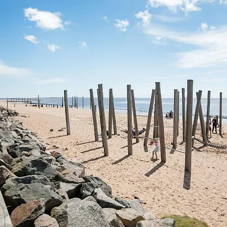 Beautiful Holiday In Near Sea 펜션 에스비에르